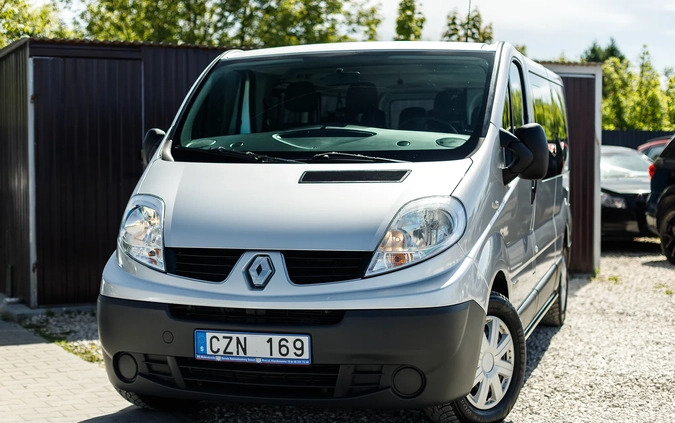 Renault Trafic cena 58900 przebieg: 218000, rok produkcji 2014 z Sandomierz małe 667